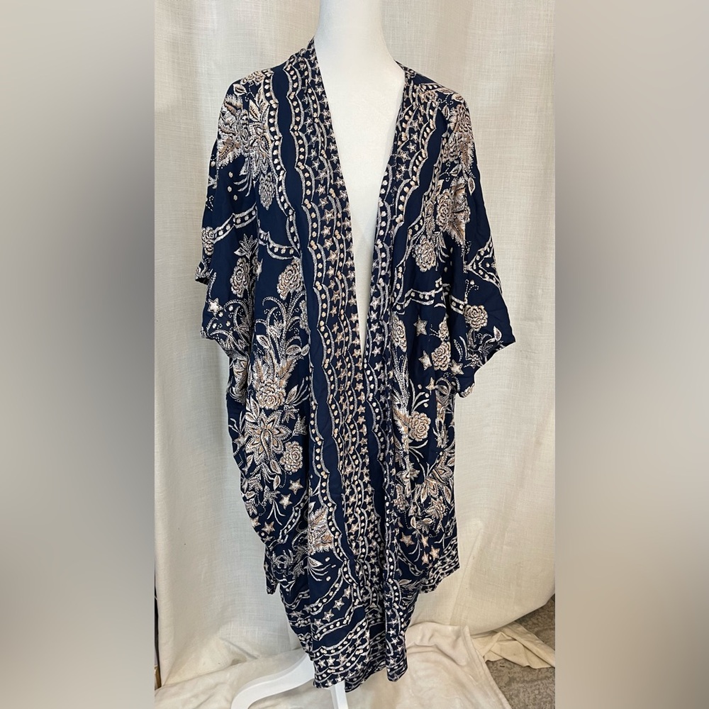 Nostalgia Navy and Beige Floral Patterned Kimono Cover up